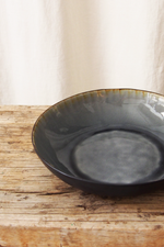 Load image into Gallery viewer, Salad bowl - grey crackeled
